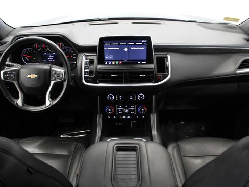 Used 2021 Chevrolet Suburban LT image 21