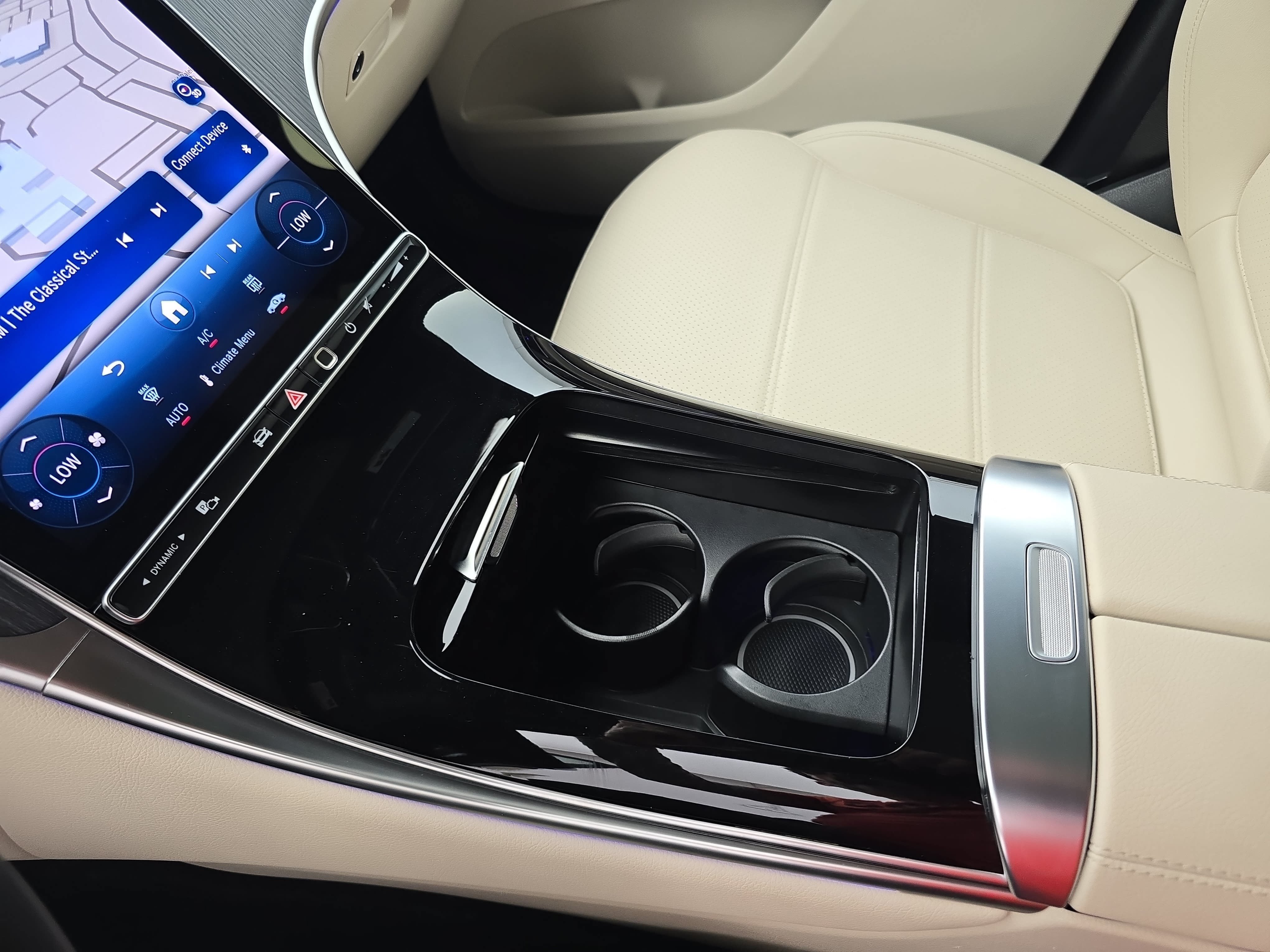 Certified 2026 Mercedes-Benz GLC 300 image 25