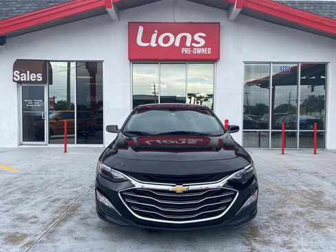 Used 2020 Chevrolet Malibu LT FWD image 1