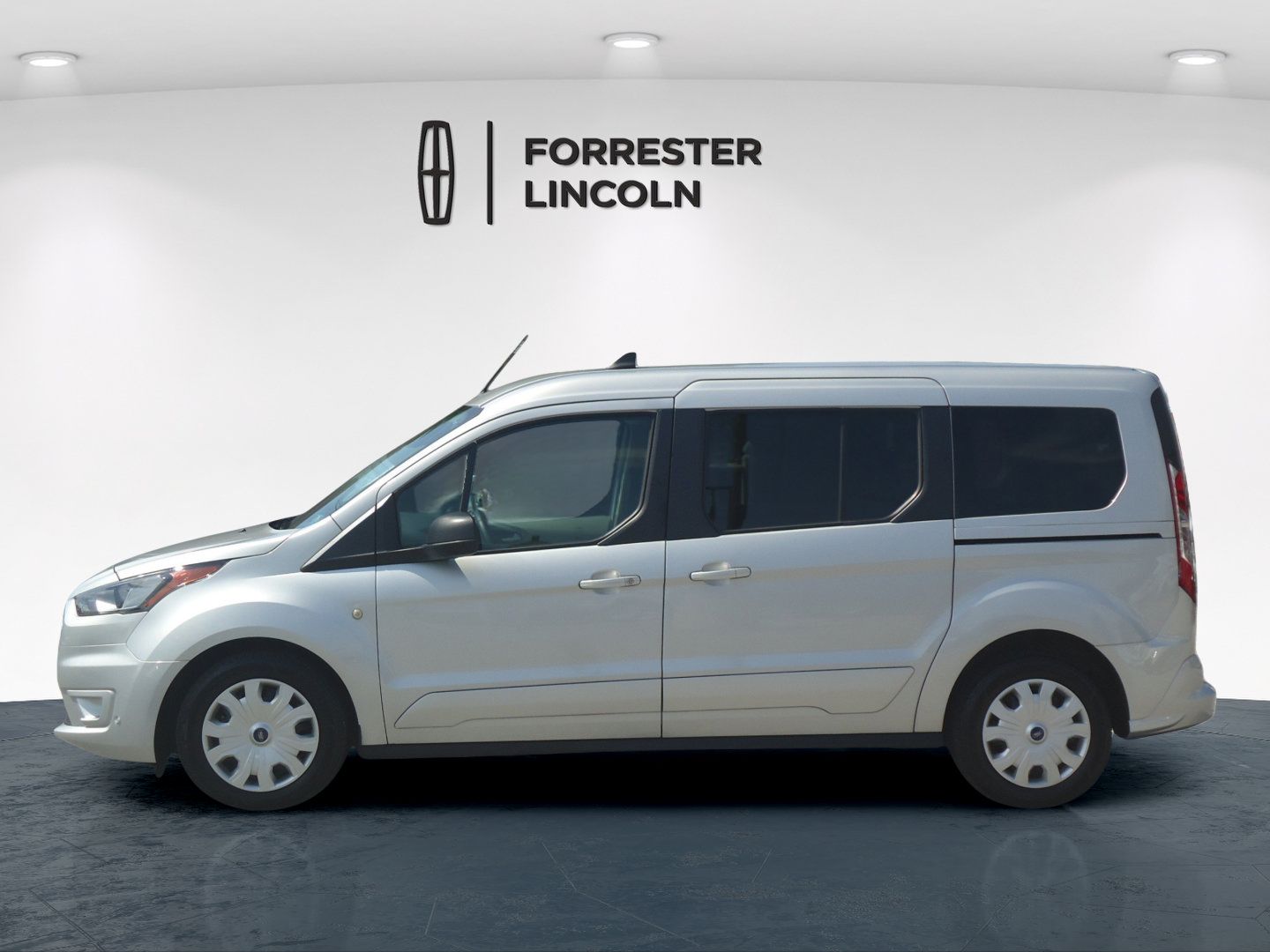 Used 2022 Ford Transit Connect XLT FWD image 6