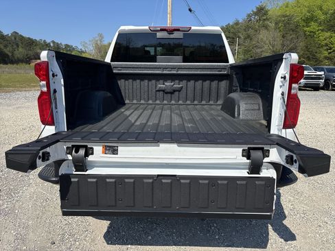 New 2026 Chevrolet Silverado 1500 ZR2 AWD/4WD image 25