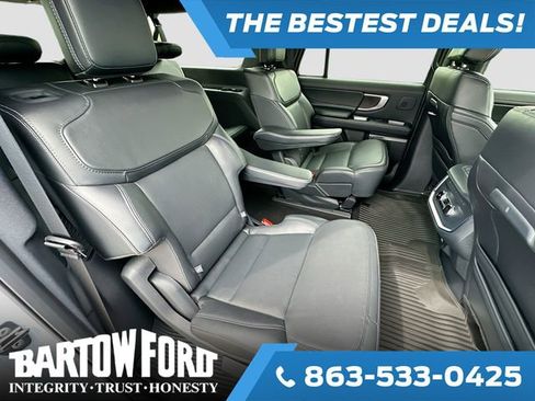 Used 2025 Ford Expedition Max Platinum w/ Stealth Performance Package image 29