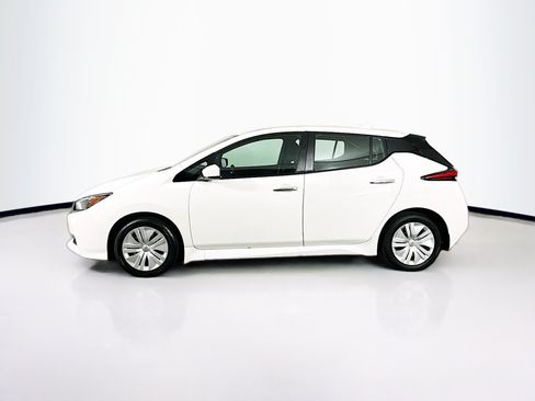 Used 2025 Nissan Leaf S FWD image 4