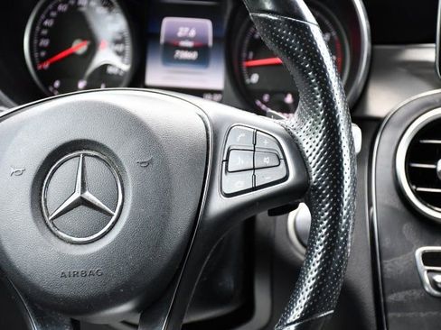 Used 2019 Mercedes-Benz GLC 300 4MATIC image 21