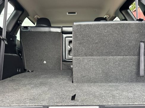 Used 2024 Mitsubishi Outlander SE image 19