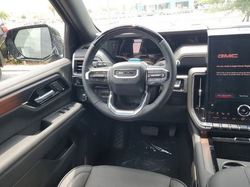 New 2026 GMC Yukon Denali AWD/4WD image 13
