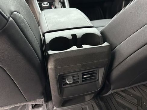 Used 2025 Chevrolet Colorado Trail Boss image 21