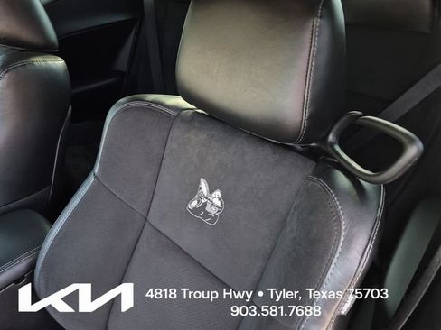 Used 2022 Dodge Challenger R/T Scat Pack RWD image 22
