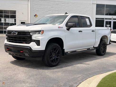 Used 2023 Chevrolet Silverado 1500 LT Trail Boss AWD/4WD image 7