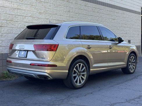 Used 2018 Audi Q7 3.0T Premium Plus w/ Premium Plus Package AWD/4WD image 3
