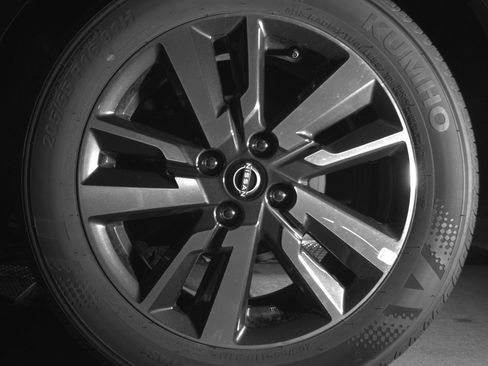 Used 2025 Nissan Versa SV image 14