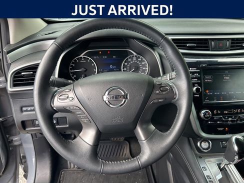 Used 2022 Nissan Murano SV w/ SV Midnight Edition Package FWD image 14