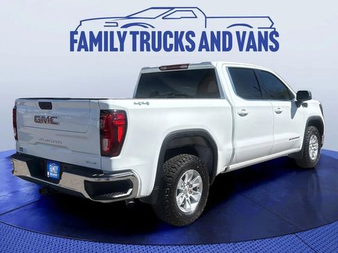 Used 2023 GMC Sierra 1500 SLE image 5