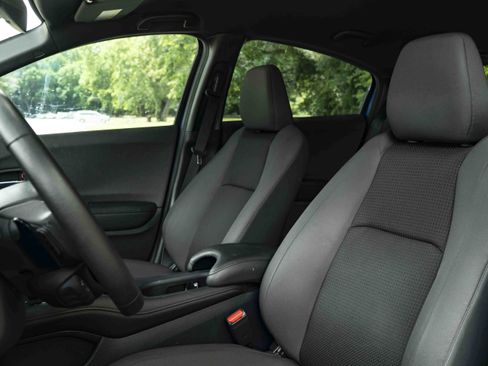 Used 2020 Honda HR-V Sport image 17