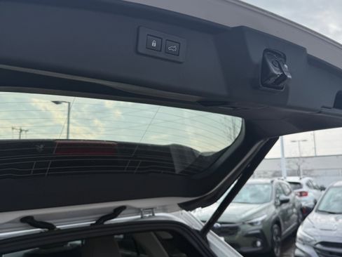 New 2025 Subaru Outback Premium image 7