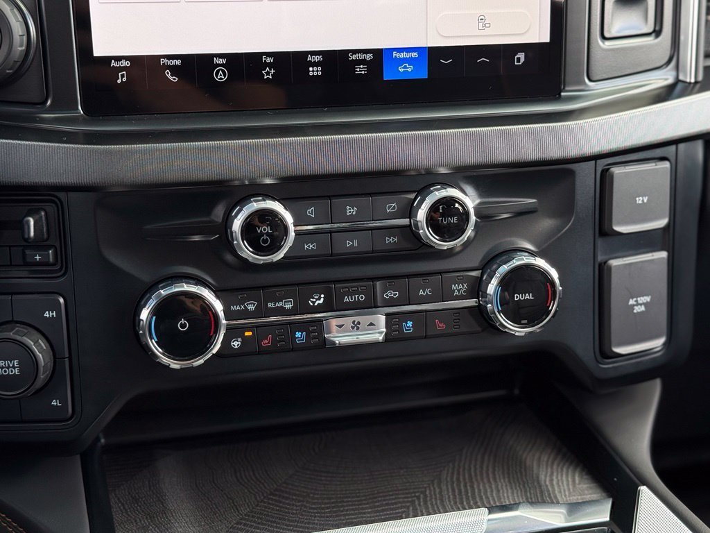 Certified 2023 Ford F450 Platinum w/ FX4 Off-Road Package AWD/4WD image 26