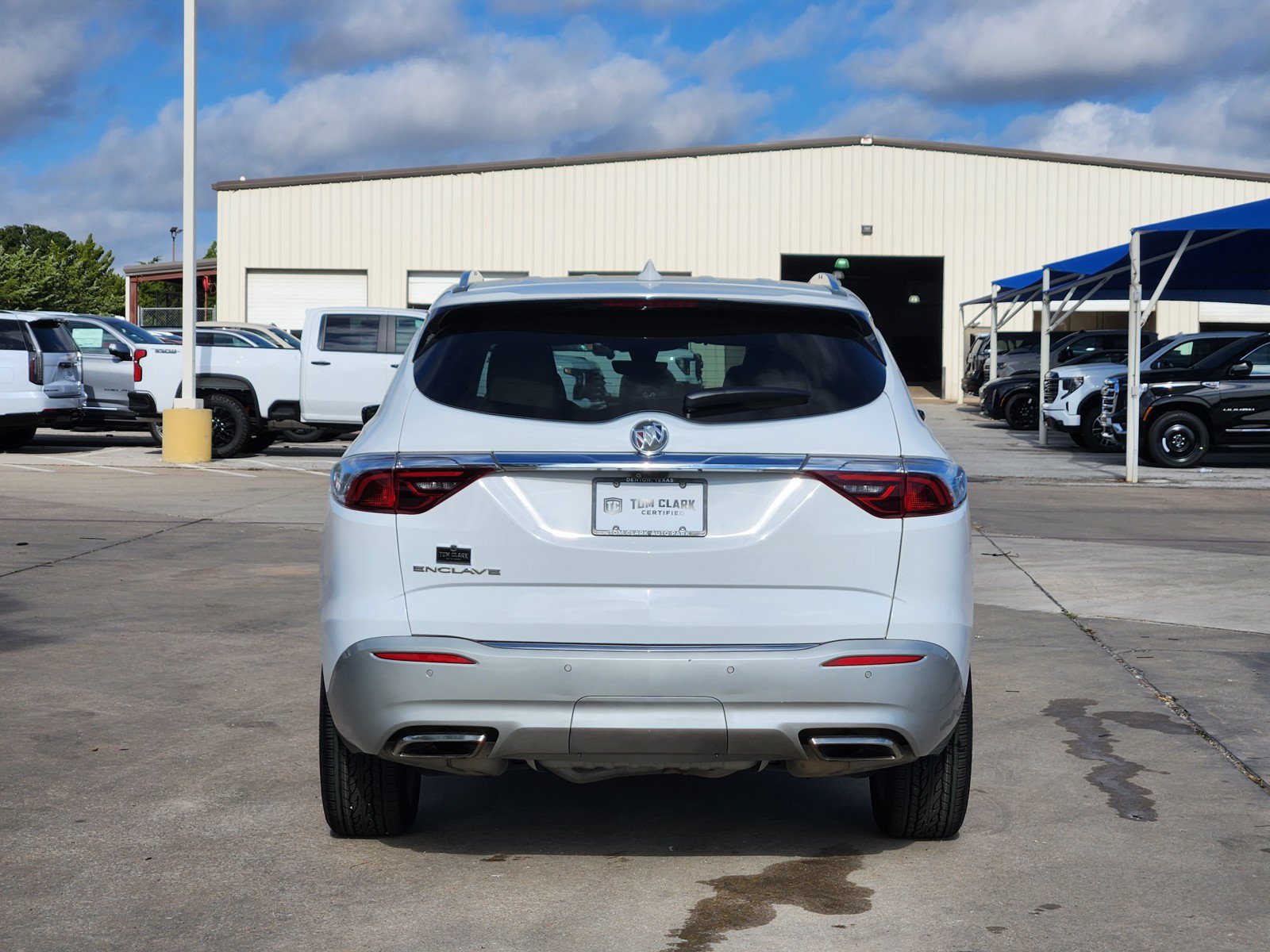 Used 2023 Buick Enclave Essence w/ Experience Buick Package FWD image 34