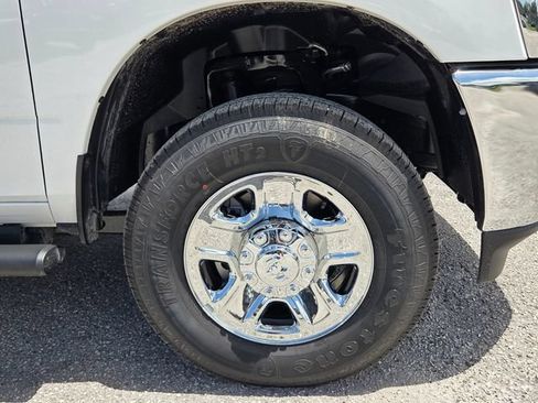 New 2026 RAM 2500 Tradesman AWD/4WD image 11