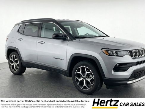 Used 2025 Jeep Compass Limited image 1