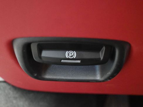 Used 2024 Porsche 718 Boxster image 23