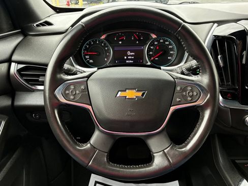 Used 2022 Chevrolet Traverse LT AWD/4WD image 10