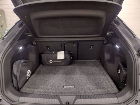 New 2026 Volkswagen ID.4 Pro S AWD/4WD image 15