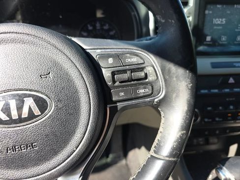 Used 2017 Kia Sportage EX w/ EX Premium Package FWD image 16