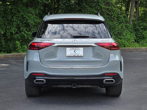 Used 2024 Mercedes-Benz GLE 450e 4MATIC image 5