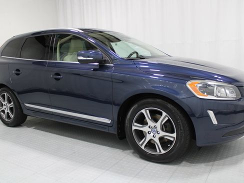 Used 2015 Volvo XC60 T6 Platinum AWD/4WD image 4