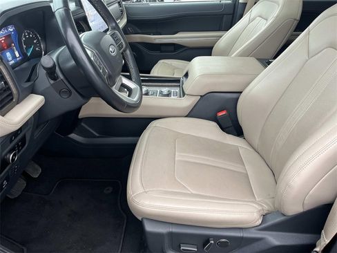 Used 2024 Ford Expedition Max Limited image 15