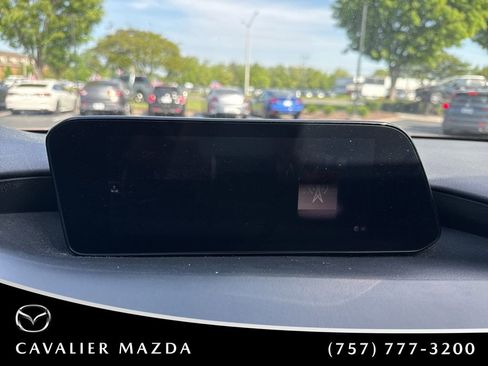 Used 2020 MAZDA MAZDA3 Hatchback image 14