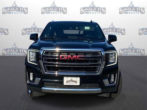 Used 2022 GMC Yukon SLT w/ SLT Premium Package AWD/4WD image 8