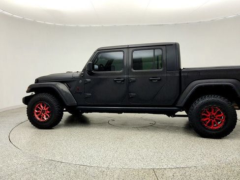 Used 2024 Jeep Gladiator Sport AWD/4WD image 8