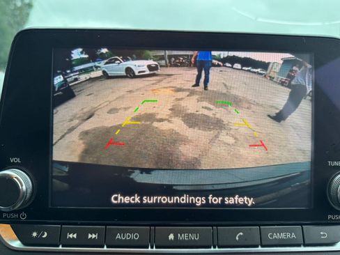 Used 2019 Nissan Altima 2.5 S FWD image 16