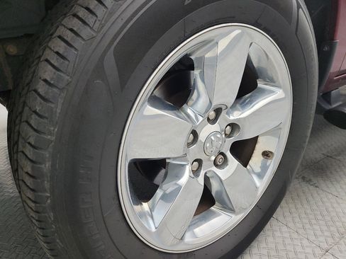 Used 2017 RAM 1500 Express image 31