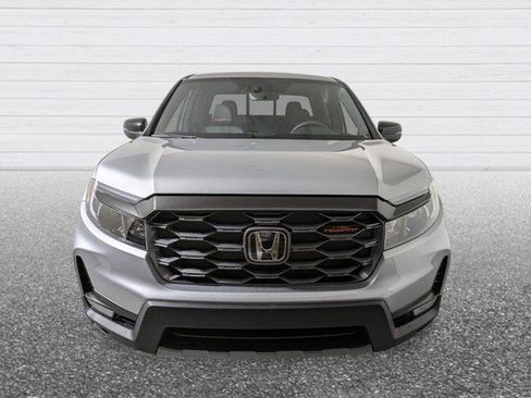 Used 2025 Honda Ridgeline TrailSport+ image 8