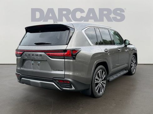 New 2026 Lexus LX 600 4WD w/ Luxury Package image 4