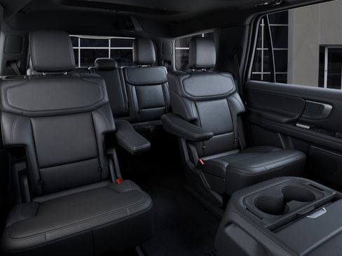 New 2027 Ford Expedition Platinum w/ Stealth Appearance Package AWD/4WD image 11