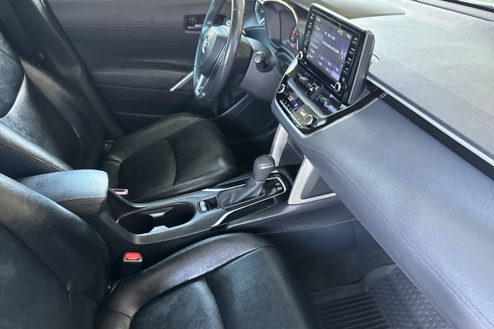 Used 2022 Toyota Corolla Cross LE FWD image 15