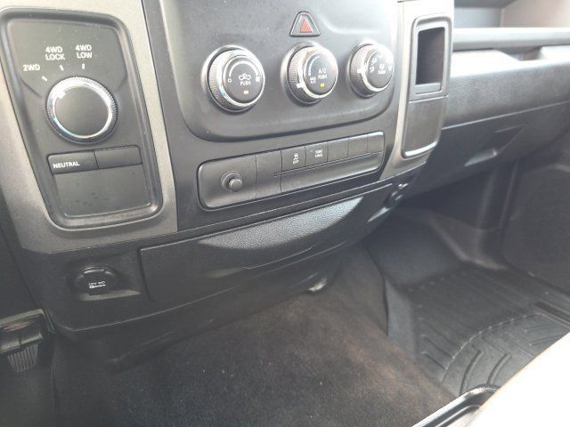 Used 2014 RAM 1500 Express w/ Black Ram 1500 Express Group AWD/4WD image 20