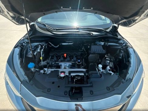 Used 2019 Honda HR-V EX-L image 14