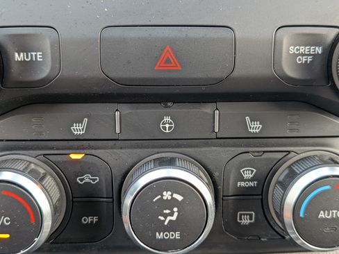 Used 2019 RAM 1500 Big Horn AWD/4WD image 31
