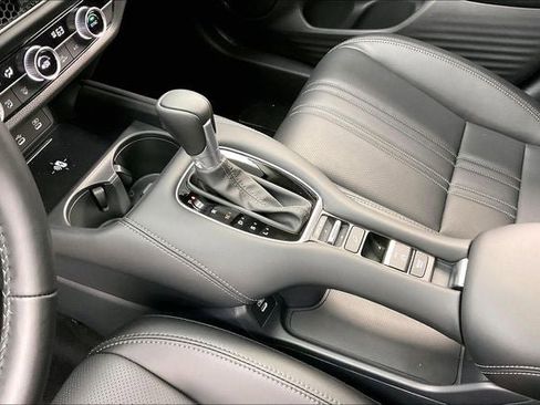 New 2026 Honda HR-V EX-L image 9