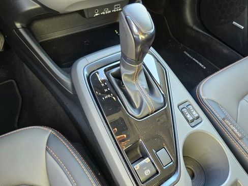 Certified 2025 Subaru Crosstrek 2.5i Limited image 17