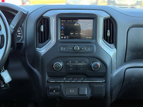 Used 2019 Chevrolet Silverado 1500 Custom Trail Boss image 18
