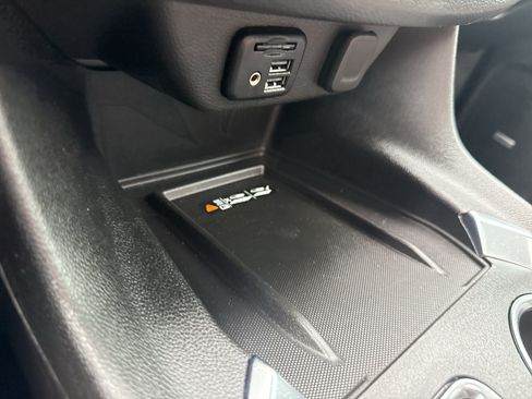 Used 2022 Chevrolet Traverse RS AWD/4WD image 22