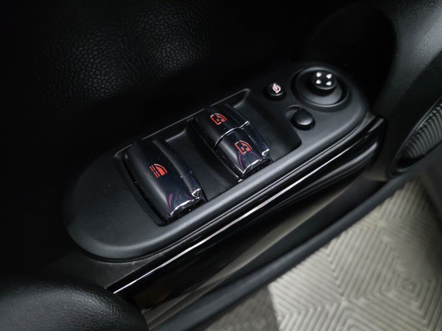 Used 2024 MINI Cooper S FWD image 29