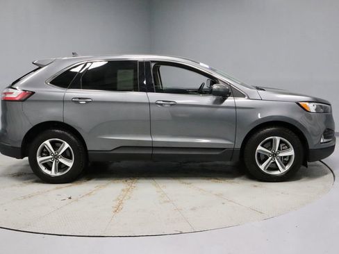 Certified 2024 Ford Edge SEL w/ Convenience Package AWD/4WD image 6