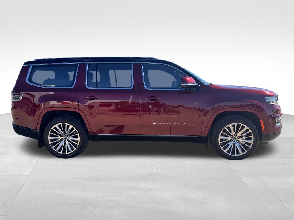 Used 2022 Jeep Grand Wagoneer Series III AWD/4WD image 6