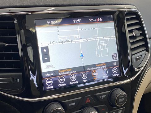 Used 2021 Jeep Grand Cherokee Limited w/ Premium Lighting Group image 27